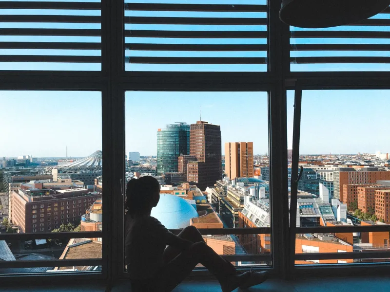 Surrounded by People, Understood by None: The Loneliness That Lives Inside the Nomadic Life
